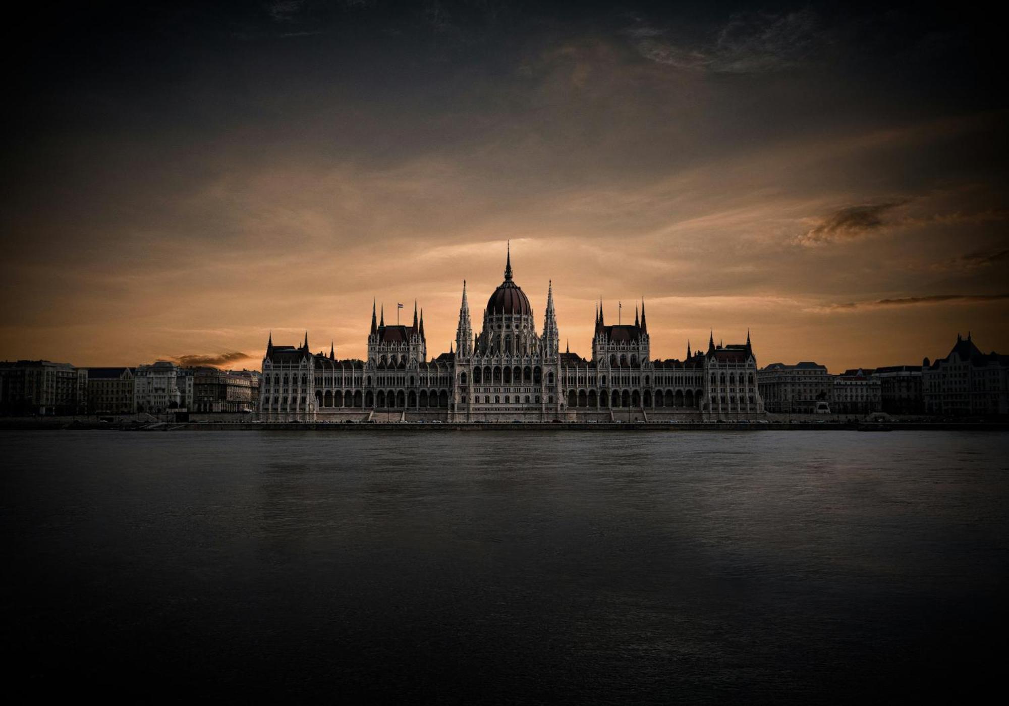 A13 * Budapest